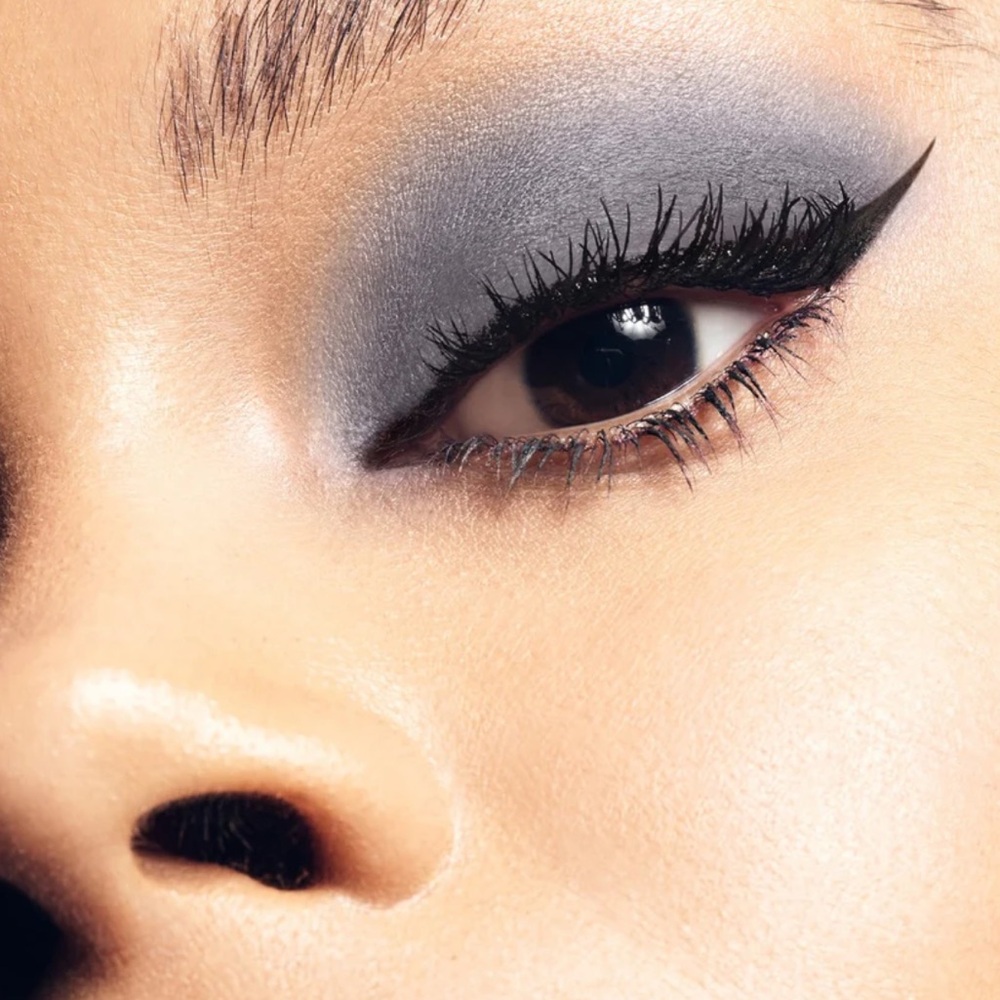 Stila Suede Shade Liquid Eye Shadow Sheer Pewter